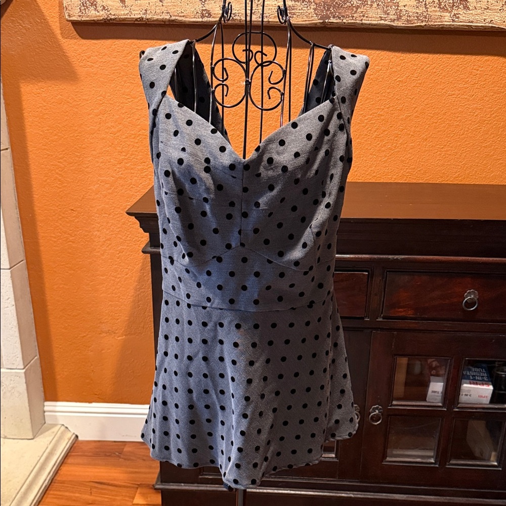 Torrid Plus size 3x Gray Polka Dot Sleeveless Peplum Top